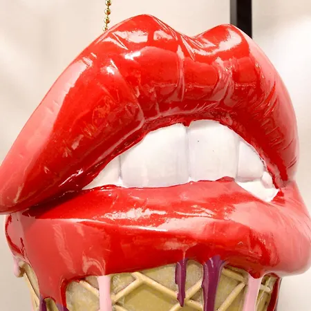 Hideaway House, Sleeps 9, With Parking Bristol